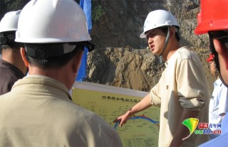 【青春华章·向西而歌】电建人王明疆：踏浪追光三十载 跋山涉水淬青春