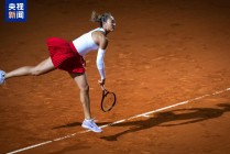 郑钦文憾负高芙，止步WTA1000罗马站四强