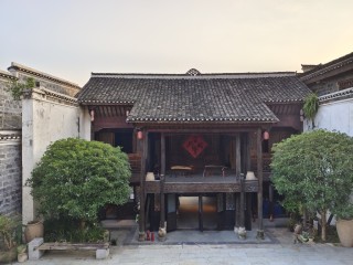 贞丰古城：新垣旧梦间的商脉与烟火