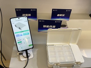 上海将建设万兆小区、园区及工厂，为模型训练数据的传输提供硬件支持