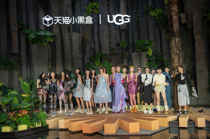 “橄榄吕”在春天亮相，UGG春夏新品焕发“高能引力”｜是日美好事物  第4张